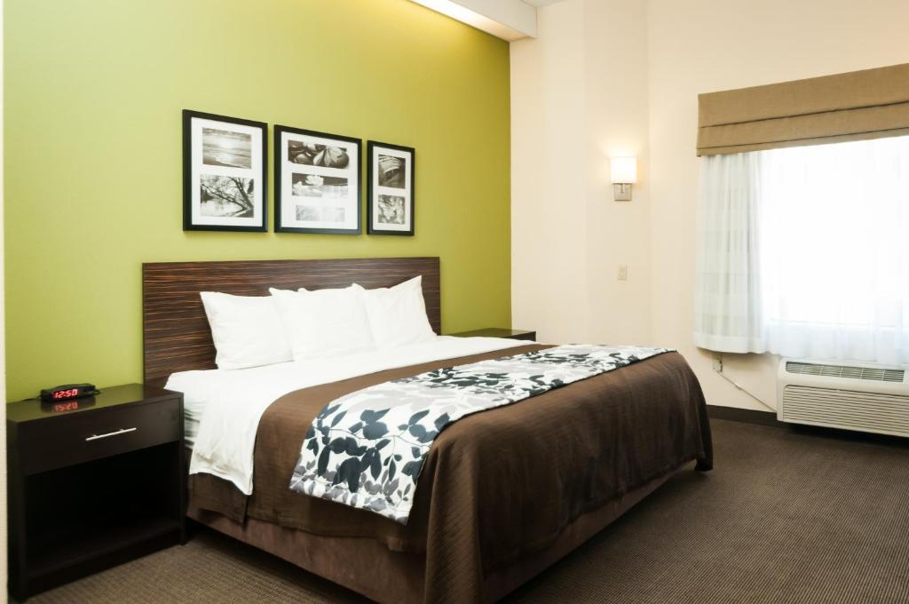 King Room Non-Smoking